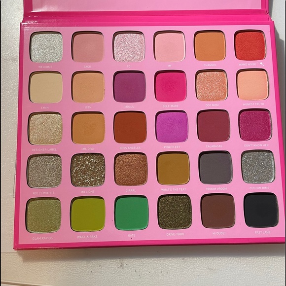 Morphe x jeffree star eyeshadow palette - Picture 3 of 3